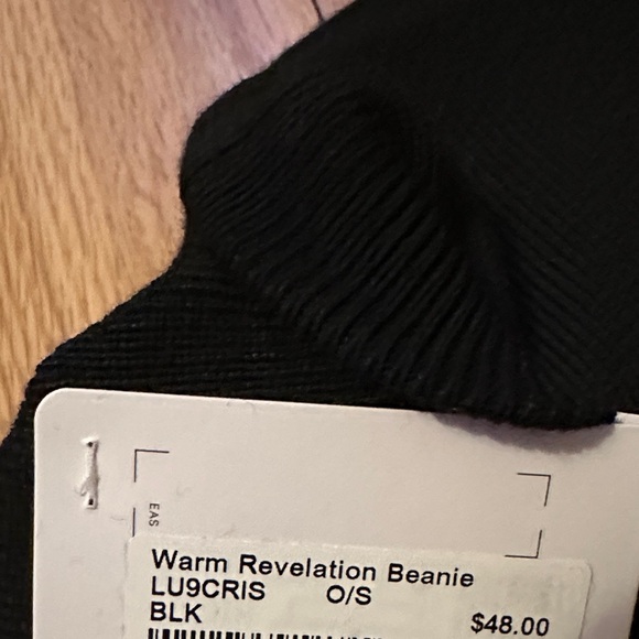 lululemon athletica Black Knit Cuffed Beanie - Picture 7 of 7